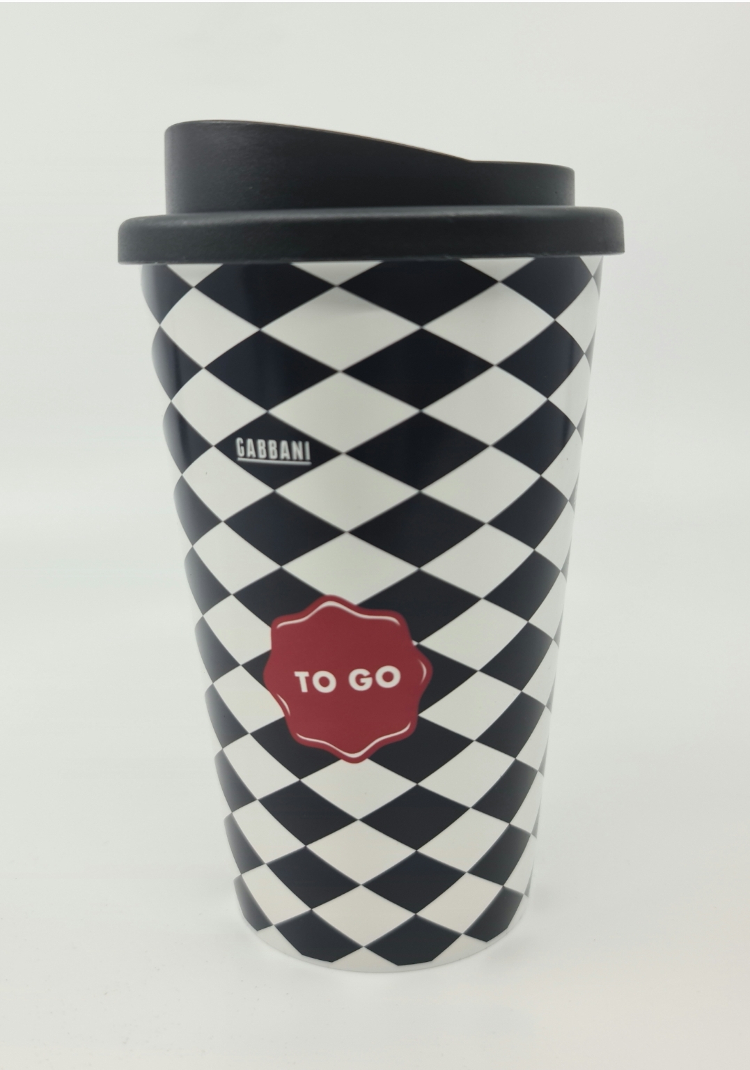 Tazza in plastica riciclata con coperchio anti goccia e logo stampato